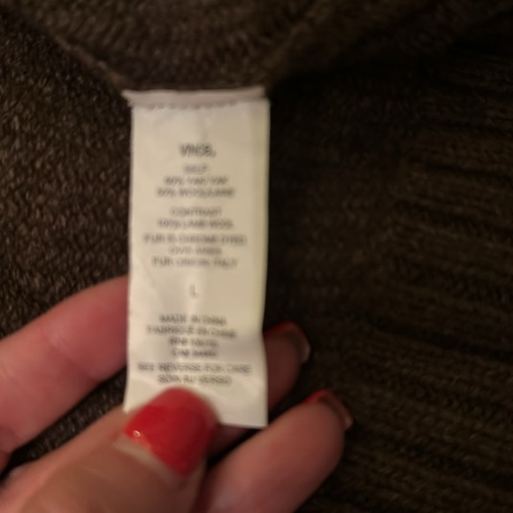 Vince chocolate brown large sweater removable faux fur collar pockets ribbed arm - Picture 4 of 10